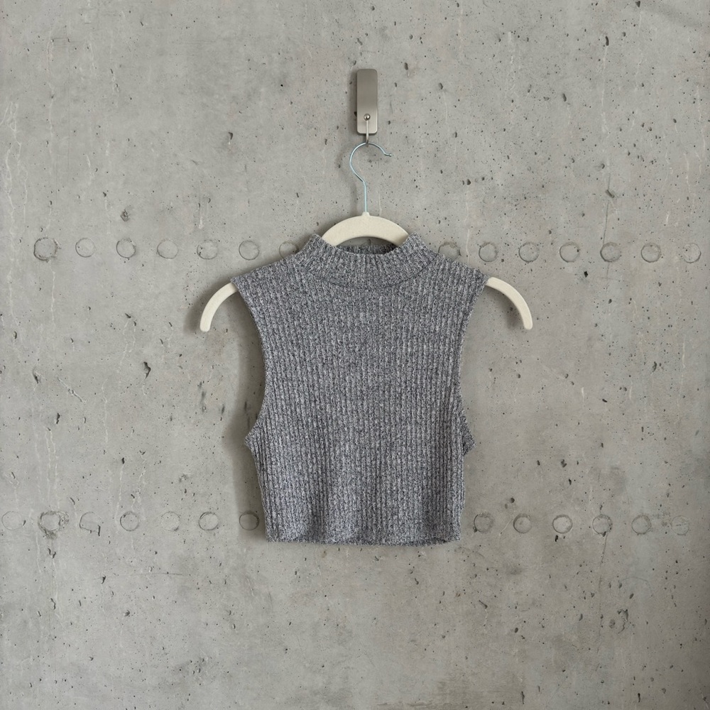 UO RIB MOCK CROP